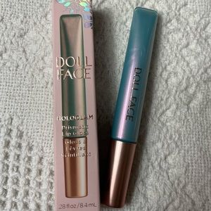 NEW DollFace Prismatic Lip Gloss (LE FREAK)